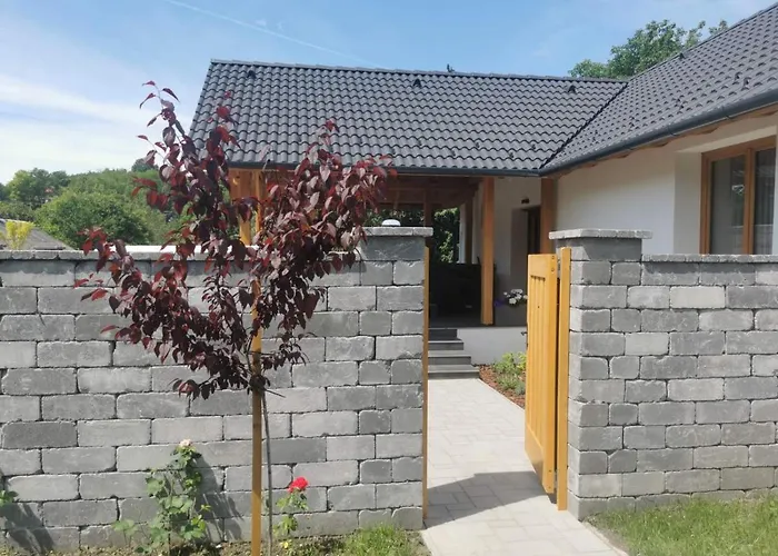 Csakti Vendeghaz *